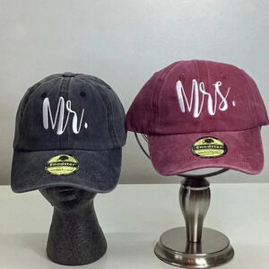 NWOT Mr. & Mrs. Baseball Caps 🧢